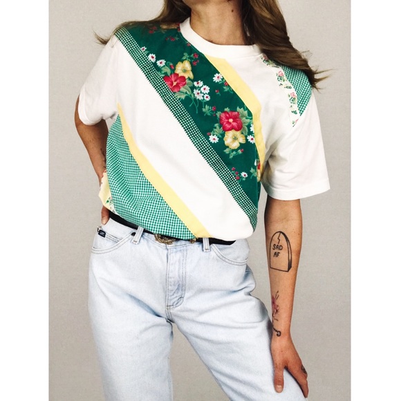 Vintage 💫 Patterned Patchwork Top - Picture 2 of 13